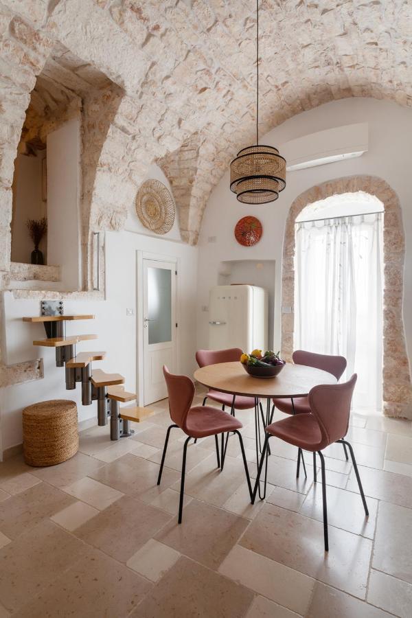 Вилла Casa Antica Pietra Остуни Экстерьер фото